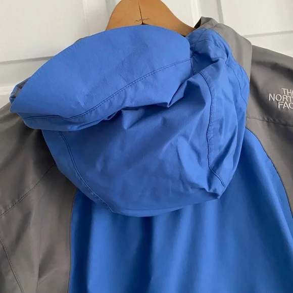 North Face Summit Series Outer Shell Jacket - Picture 12 of 14